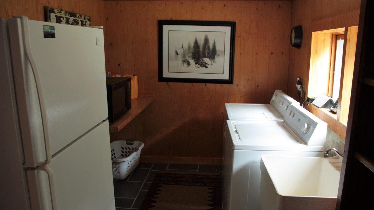 Photo of Kitchen in Gallatin Gateway