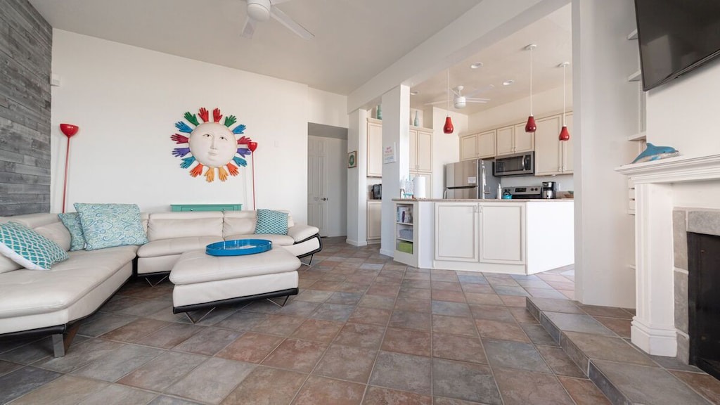Photo of Livingroom in Mission Beach