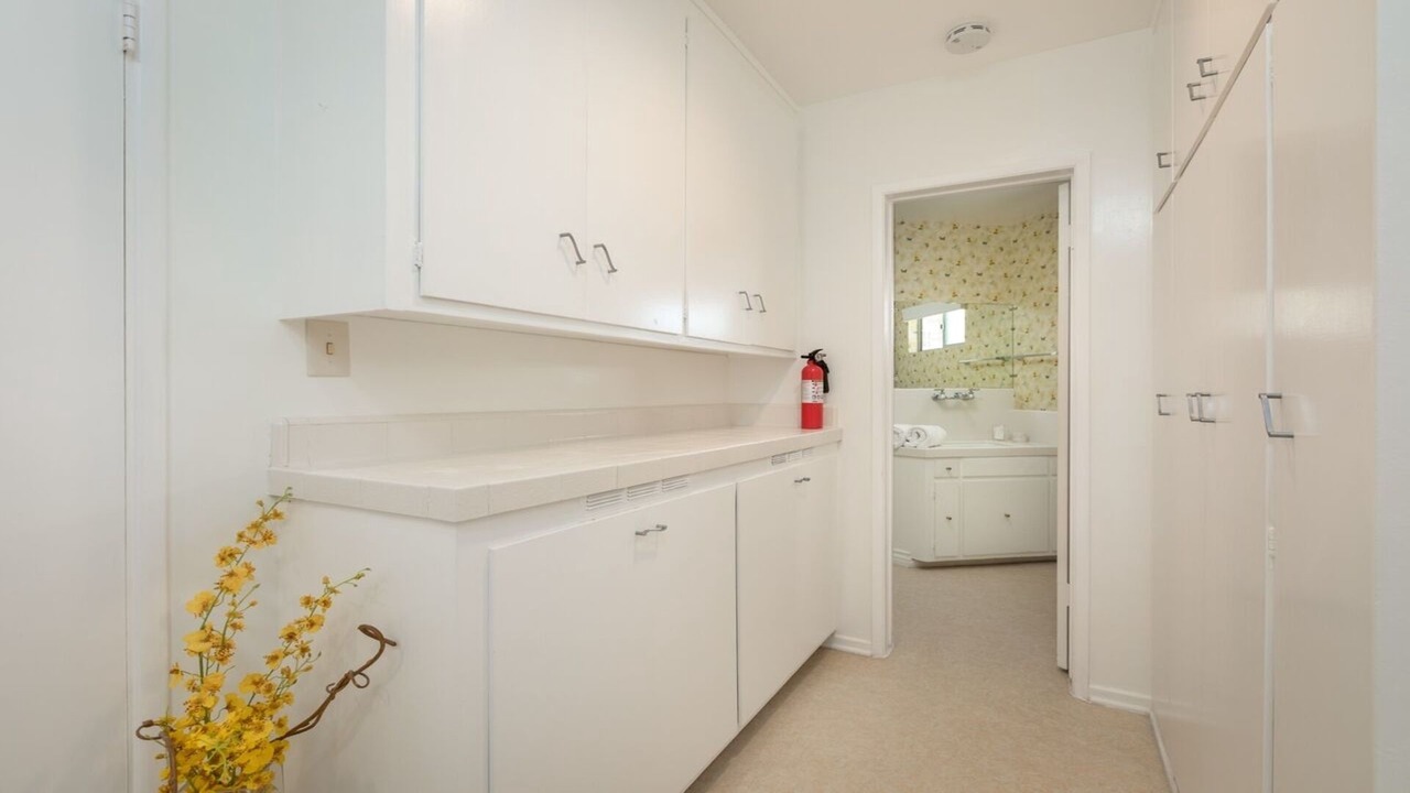 Photo of Bathroom in Ladera Heights