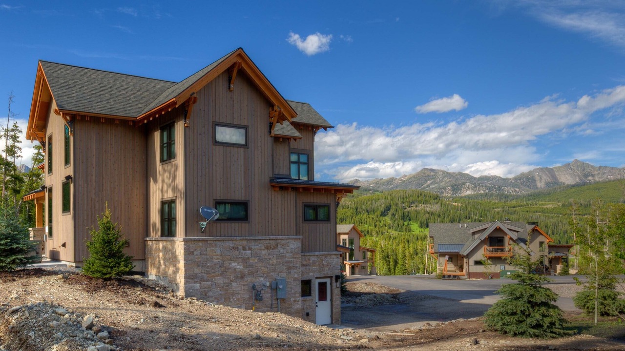 Photo of Outdoor in Powder Ridge