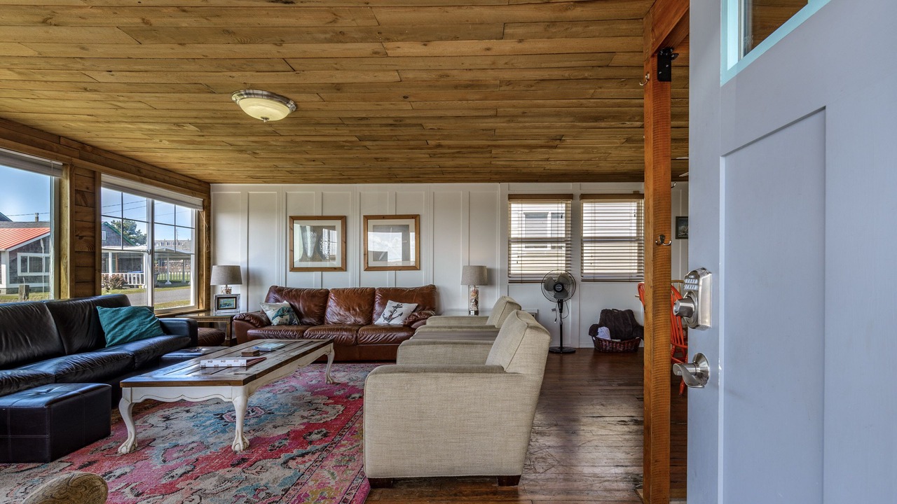 Photo of Livingroom in Pacific Beach