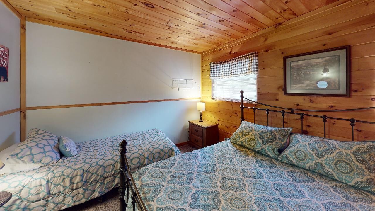 Photo of Bedroom in Nelsonville
