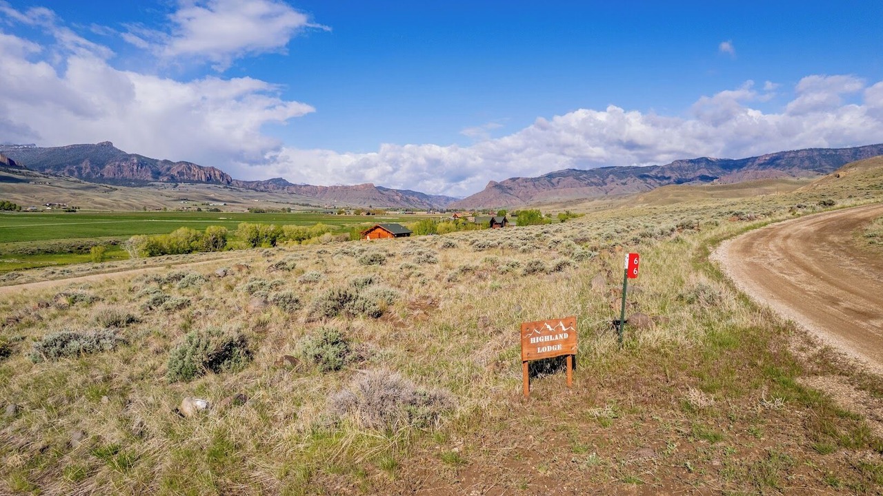 Photo of Others in Wapiti