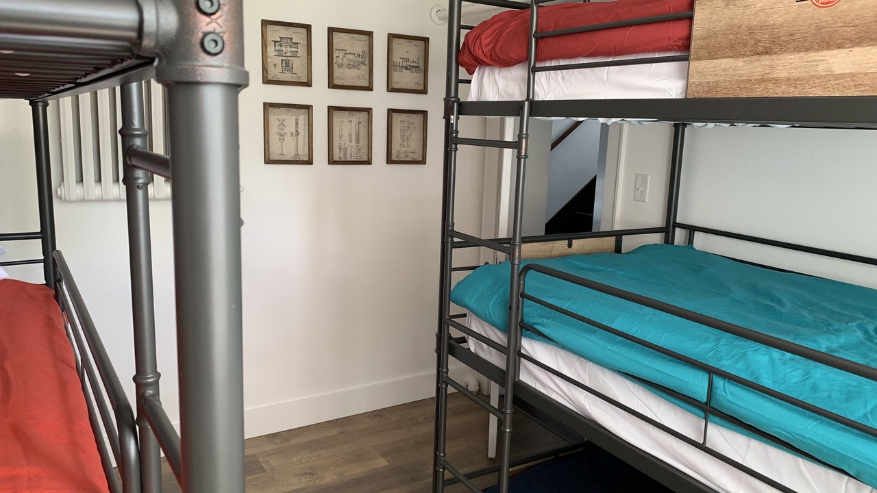 Photo of Bedroom in Eagle