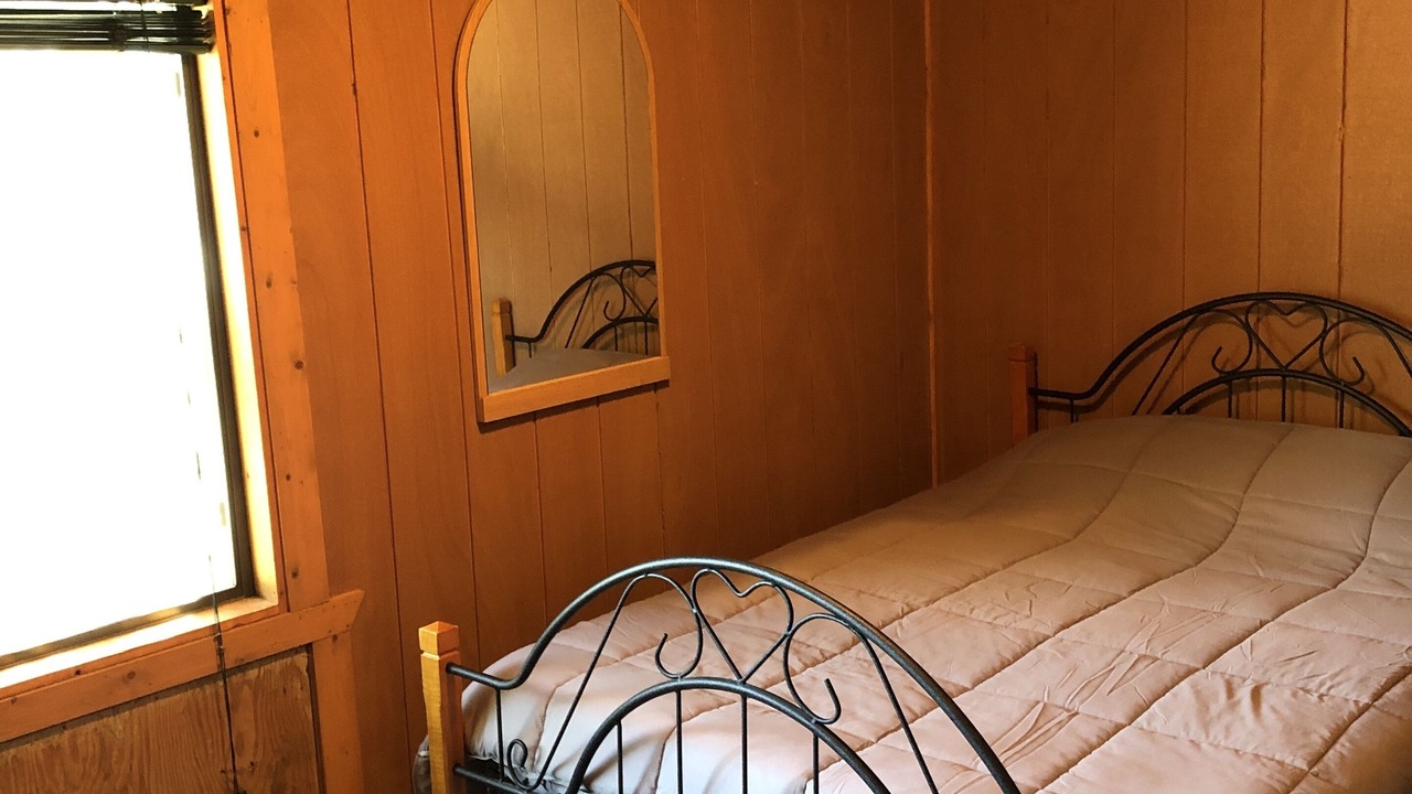 Photo of Bedroom in West Glacier
