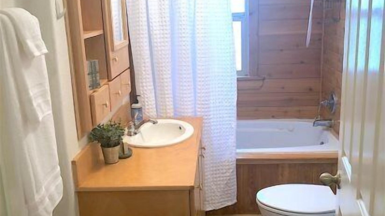 Photo of Bathroom in Cody