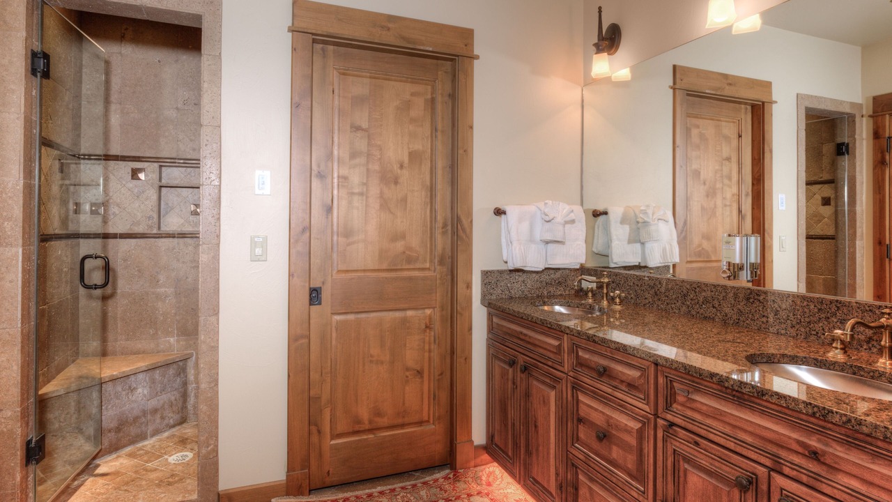 Photo of Bathroom in Big Sky