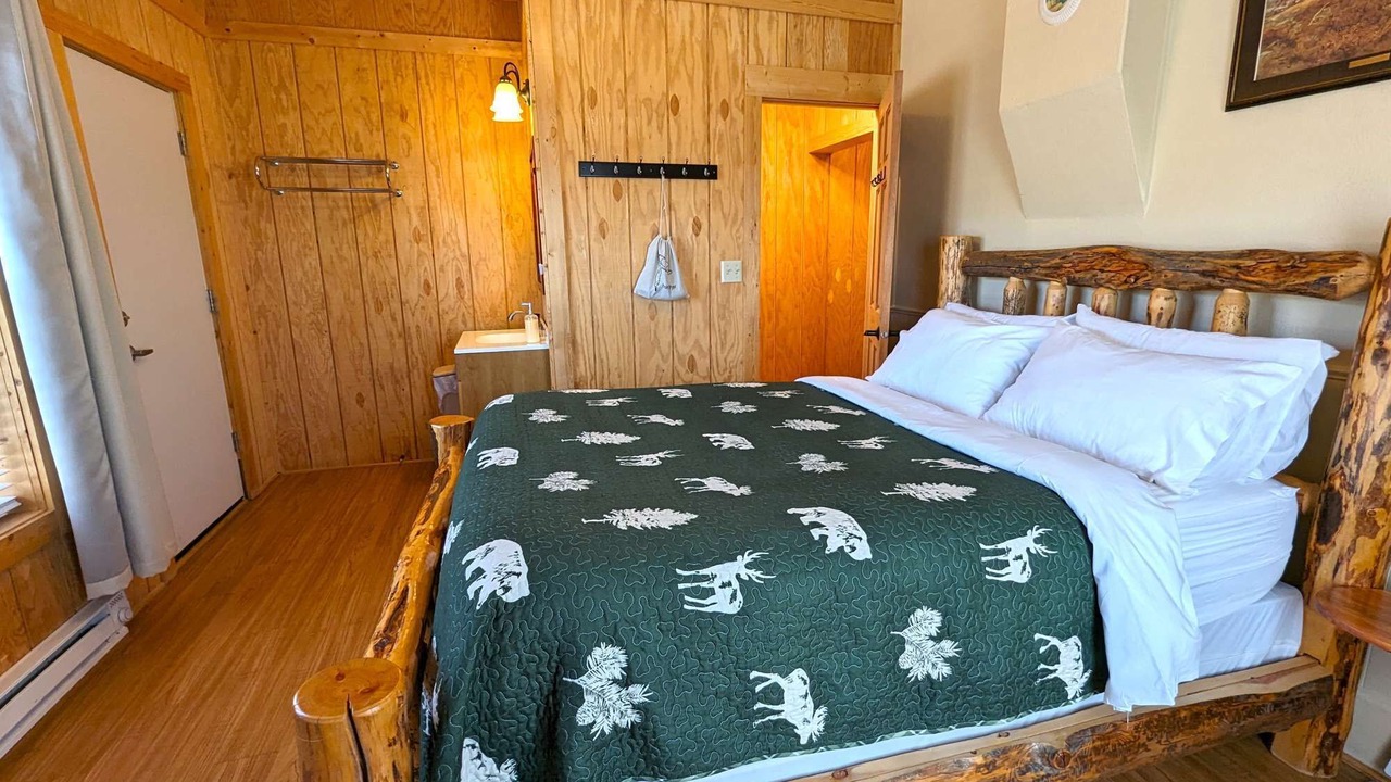 Photo of Bedroom in Gardiner