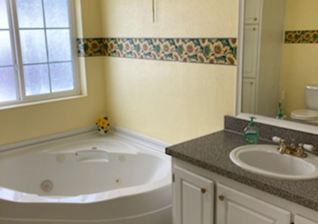 Photo of Bathroom in Ririe