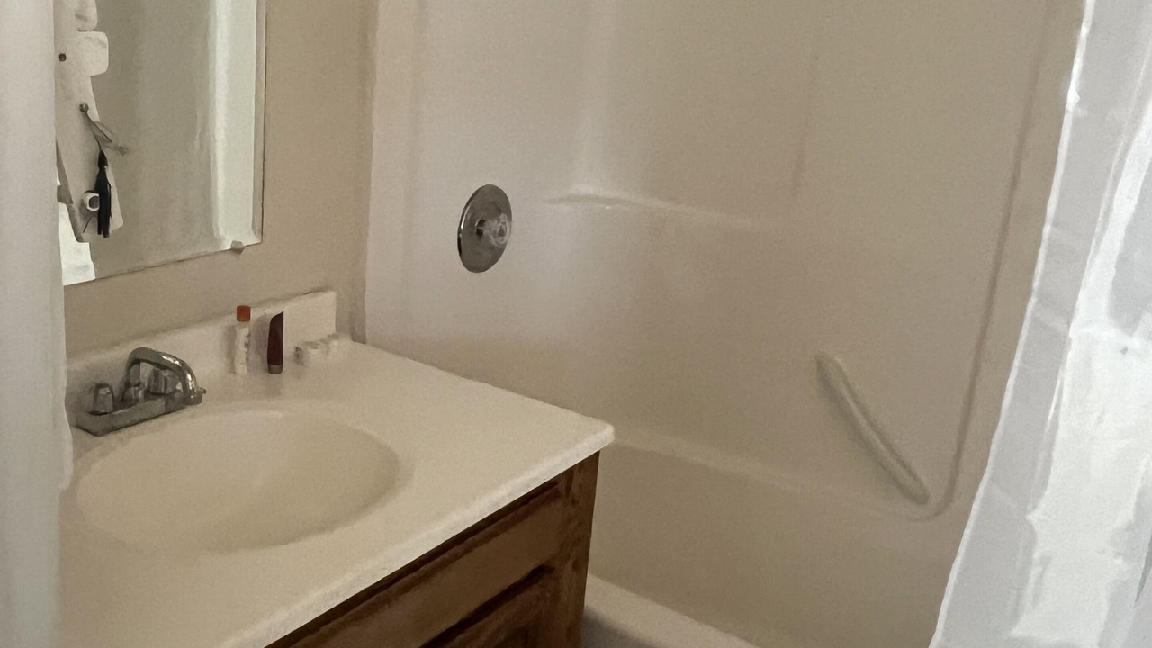 Photo of Bathroom in Melrose