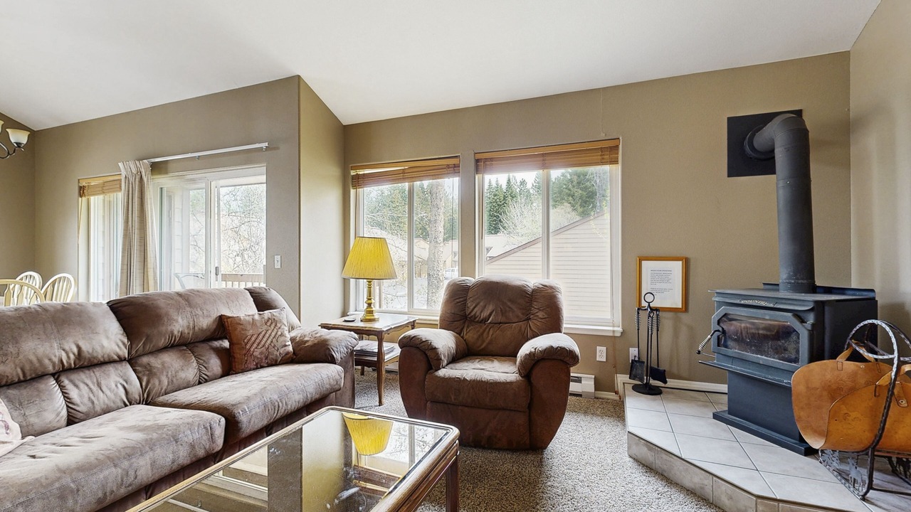 Photo of Livingroom in McCall