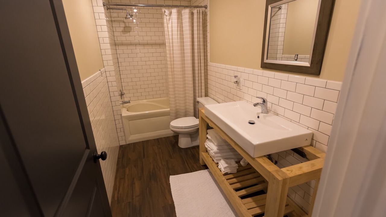 Photo of Bathroom in Pleasant Ridge