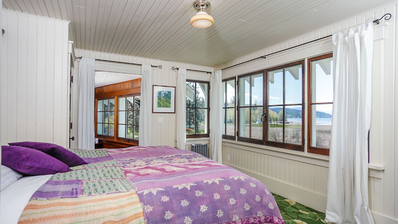 Photo of Bedroom in Bigfork