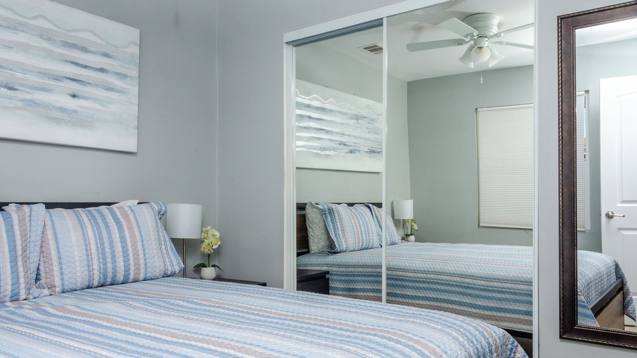 Photo of Bedroom in Valencia Park
