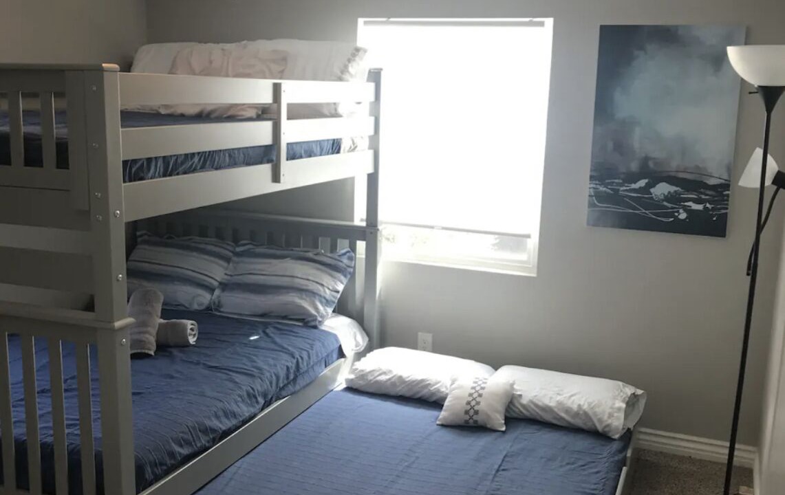 Photo of Bedroom in Valencia Park