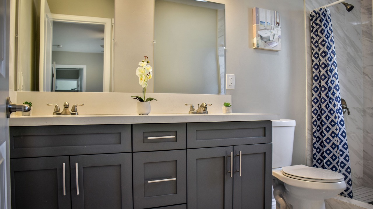Photo of Bathroom in Valencia Park