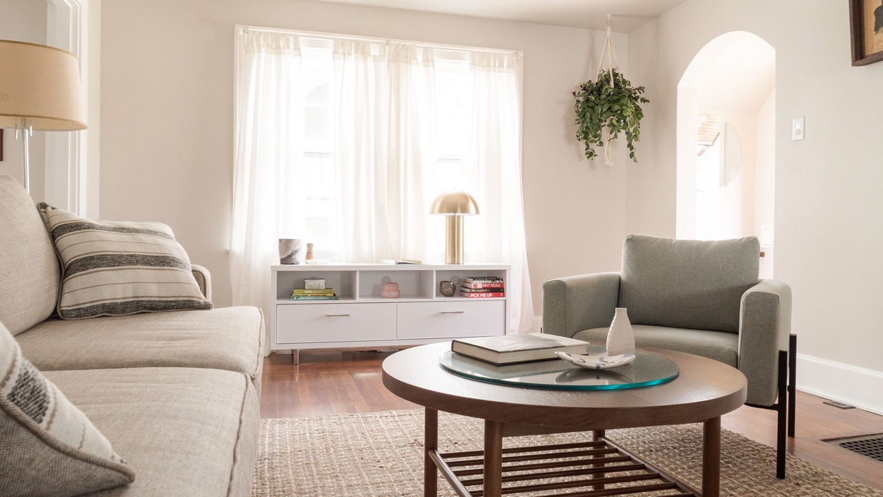 Photo of Livingroom in Mount Lookout