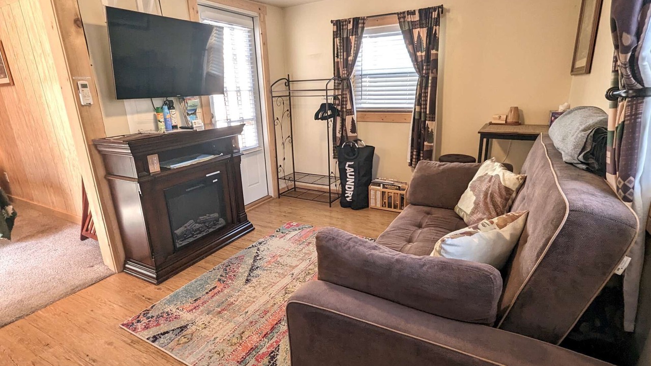 Photo of Livingroom in Gardiner