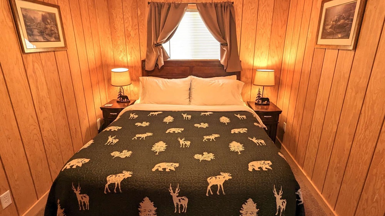 Photo of Bedroom in Gardiner