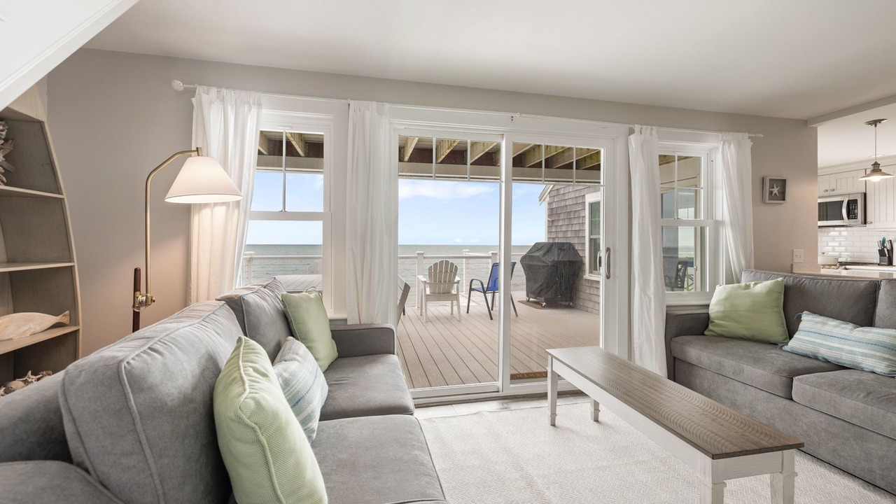 Photo of Livingroom in Dennis Port