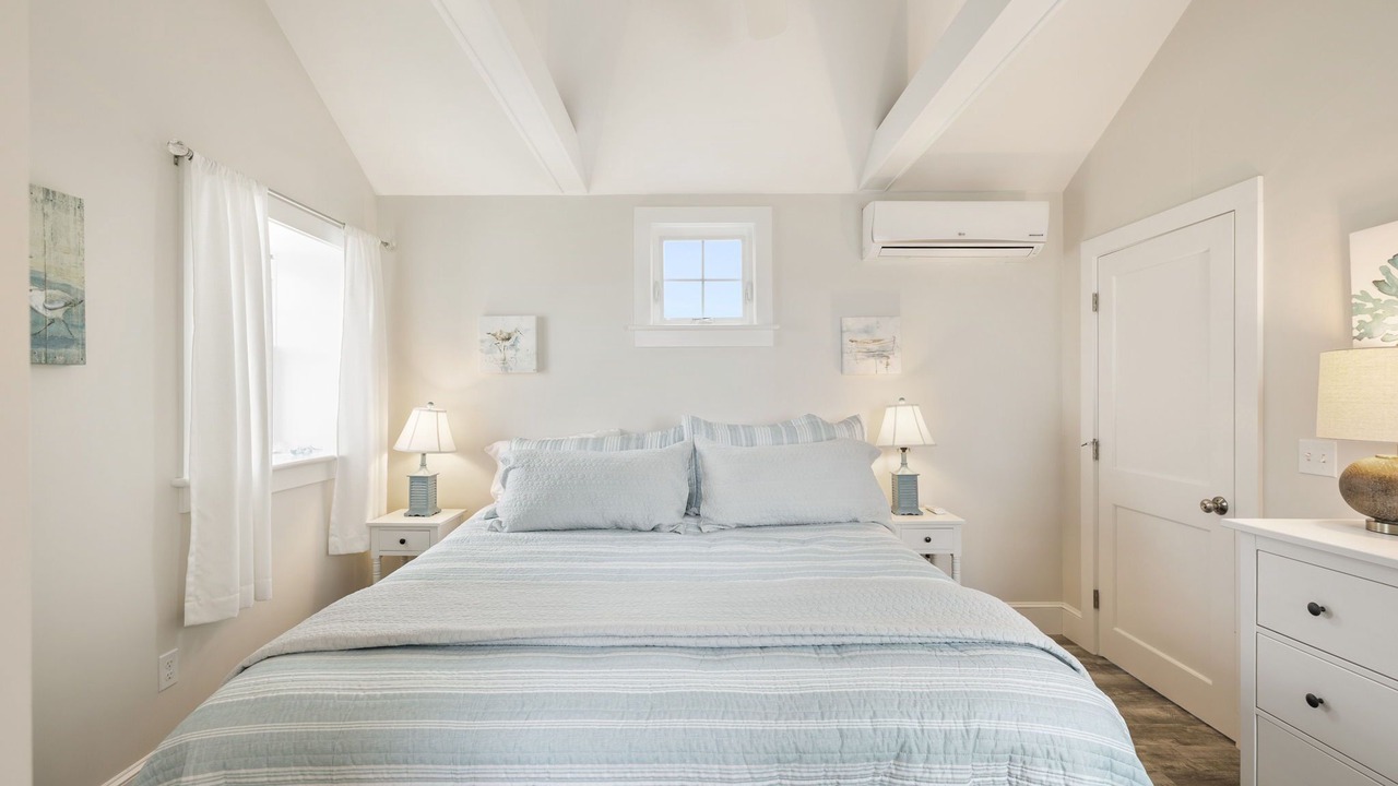 Photo of Bedroom in Dennis Port