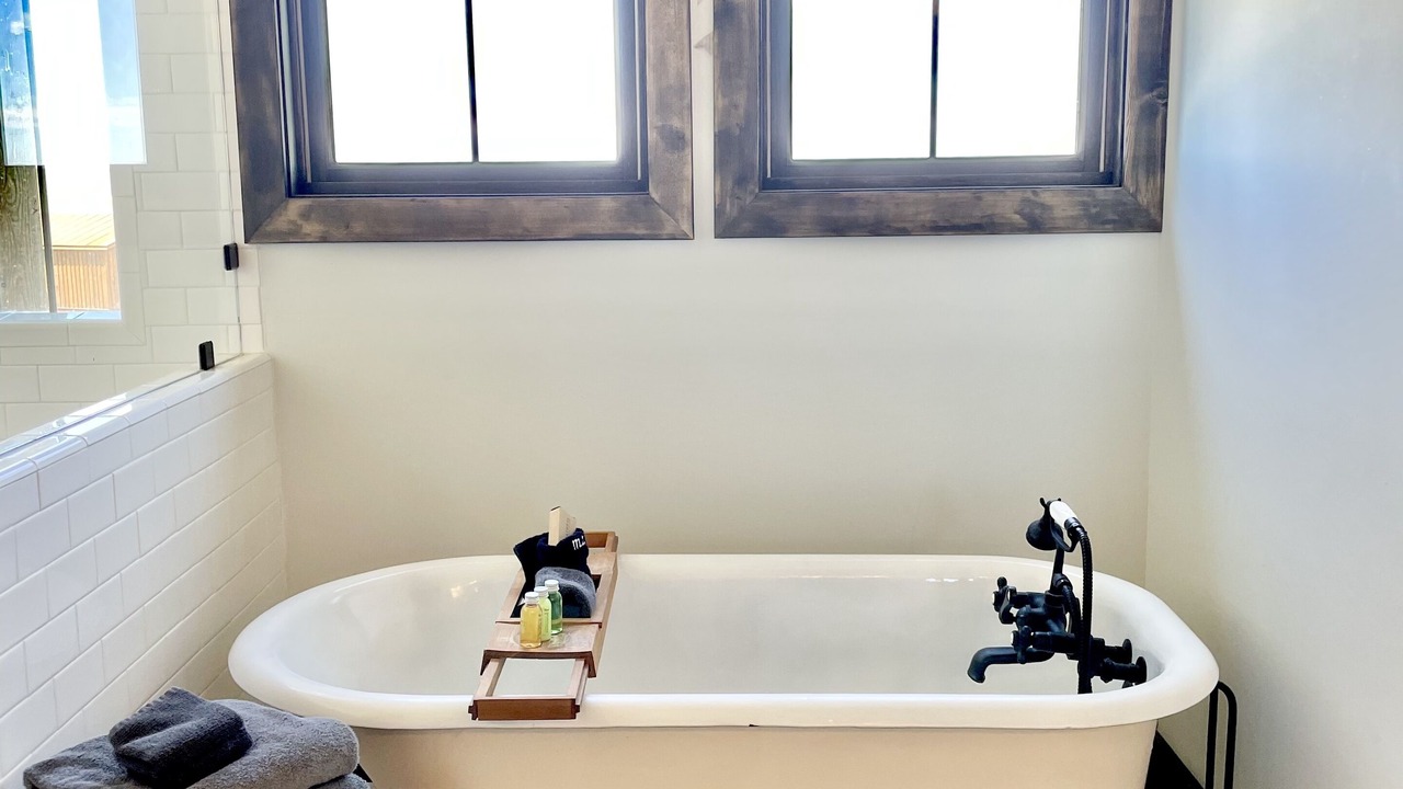 Photo of Bathroom in Belt