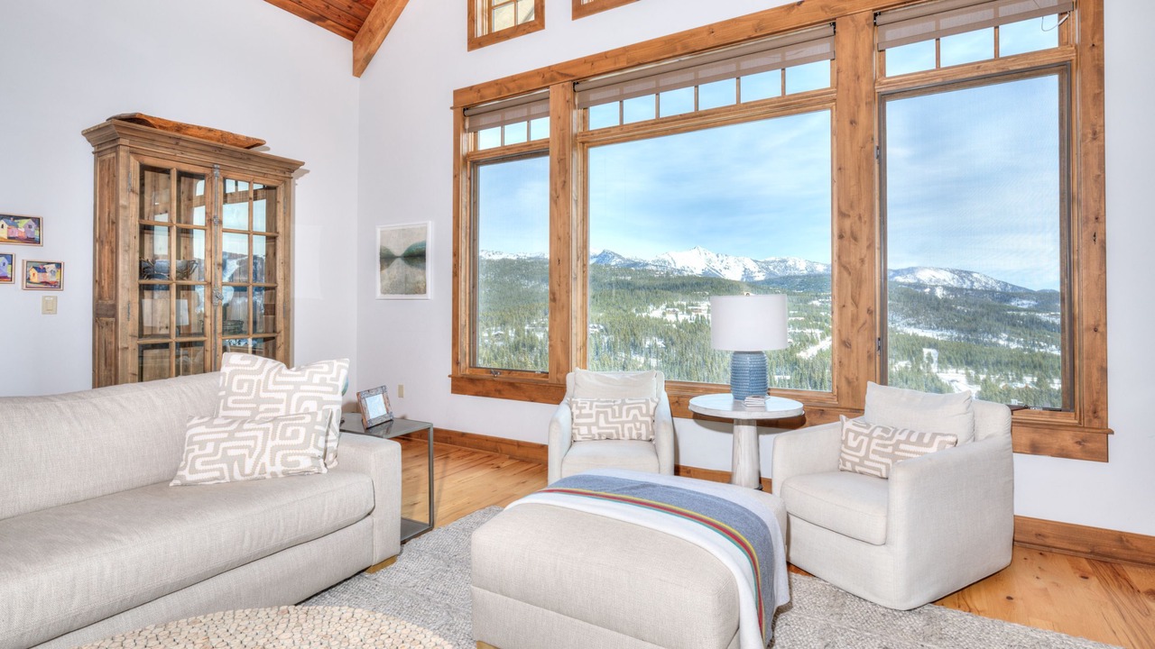 Photo of Bedroom in Saddle Ridge