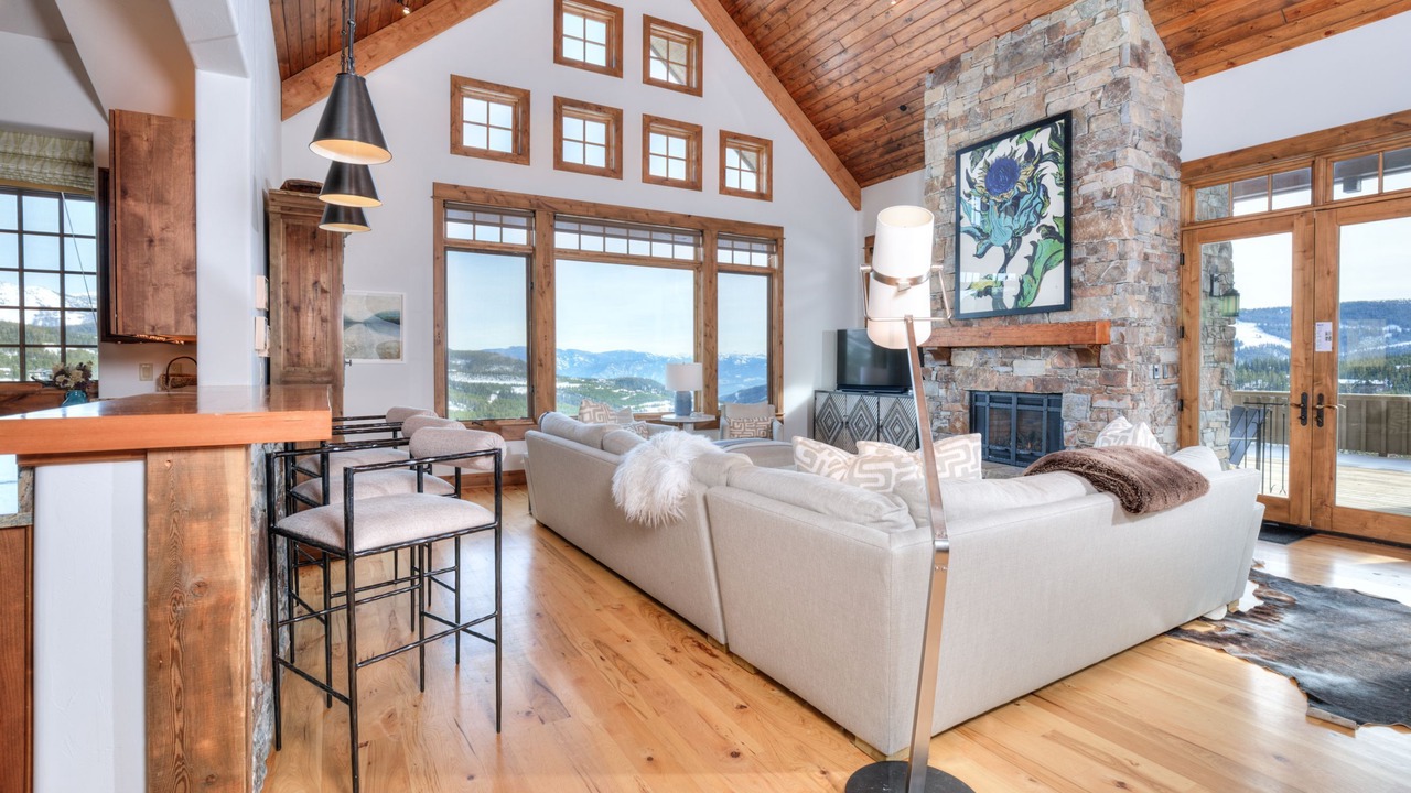 Photo of Bedroom in Saddle Ridge