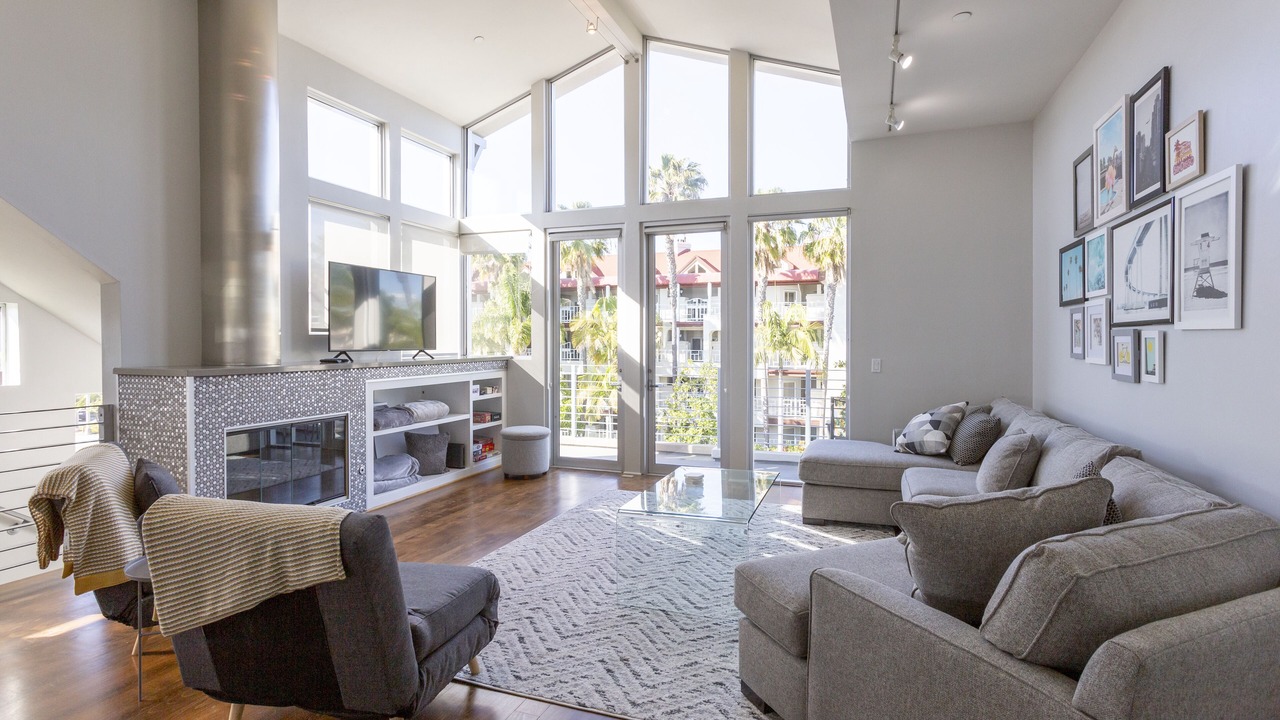 Photo of Livingroom in Coronado