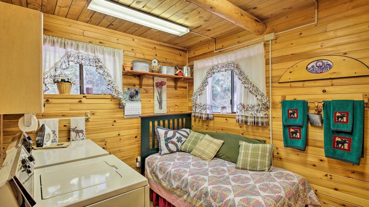 Photo of Bedroom in Troy