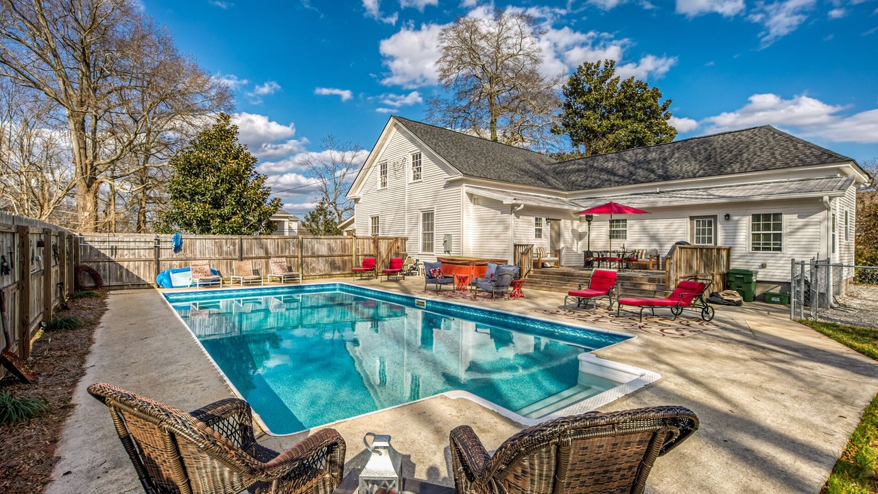 Photo of Outdoor in Monroe