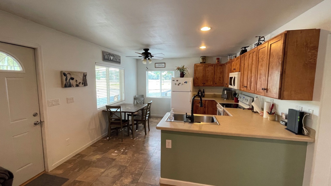 Photo of Kitchen in Basin