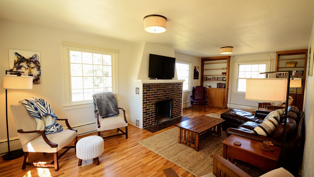 Photo of Livingroom in Wolf Creek