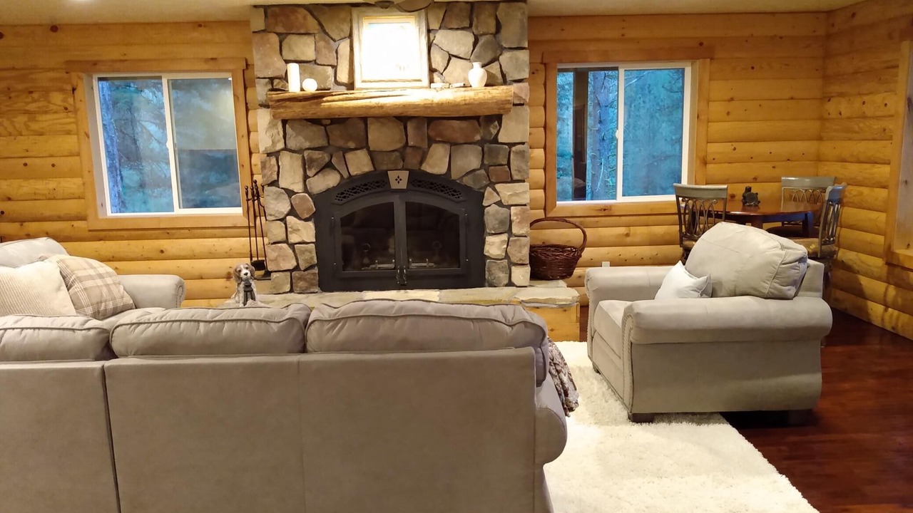 Photo of Livingroom in Tamarack Resort