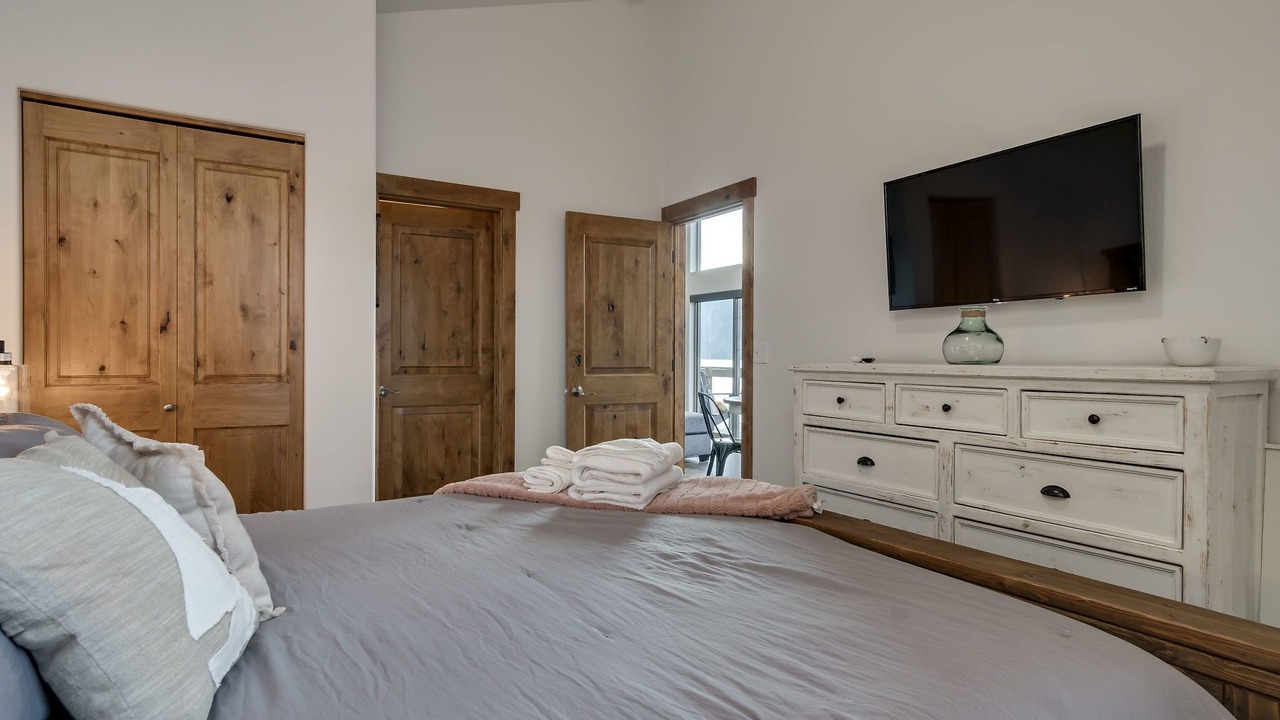 Photo of Bedroom in Bayview
