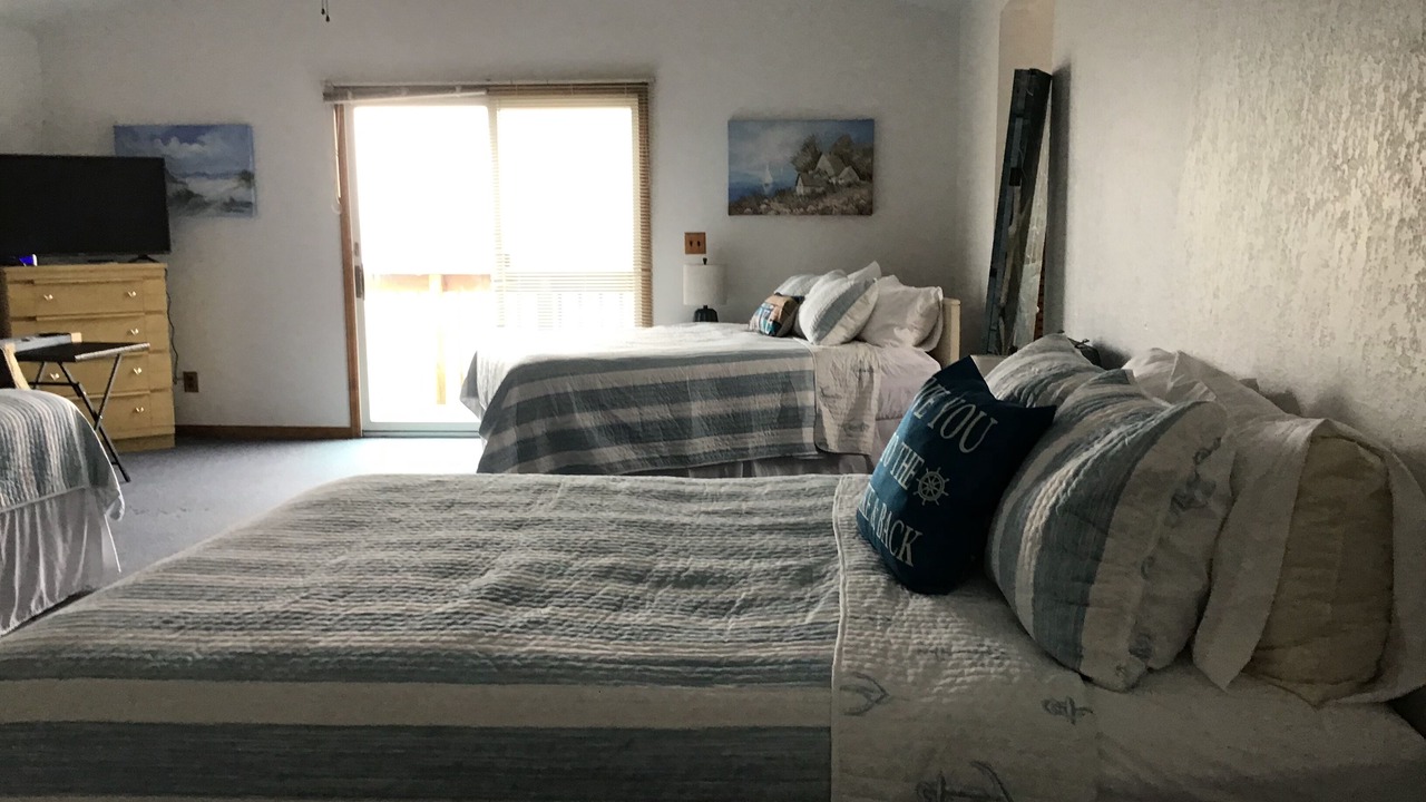 Photo of Bedroom in Oak Harbor