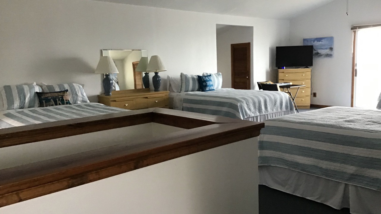 Photo of Bedroom in Oak Harbor