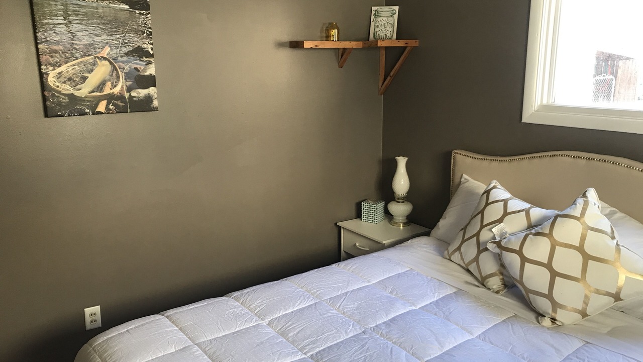 Photo of Bedroom in Franklin to the Fort