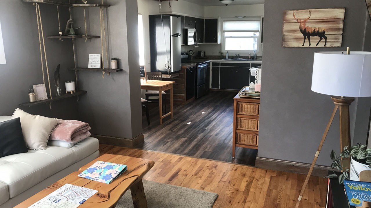 Photo of Livingroom in Franklin to the Fort