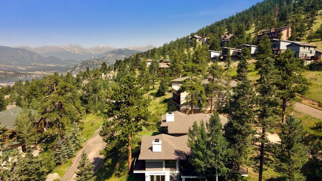 Photo of Others in Windcliff Estates