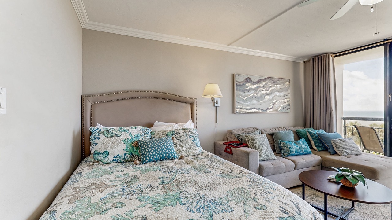 Photo of Bedroom in Galveston