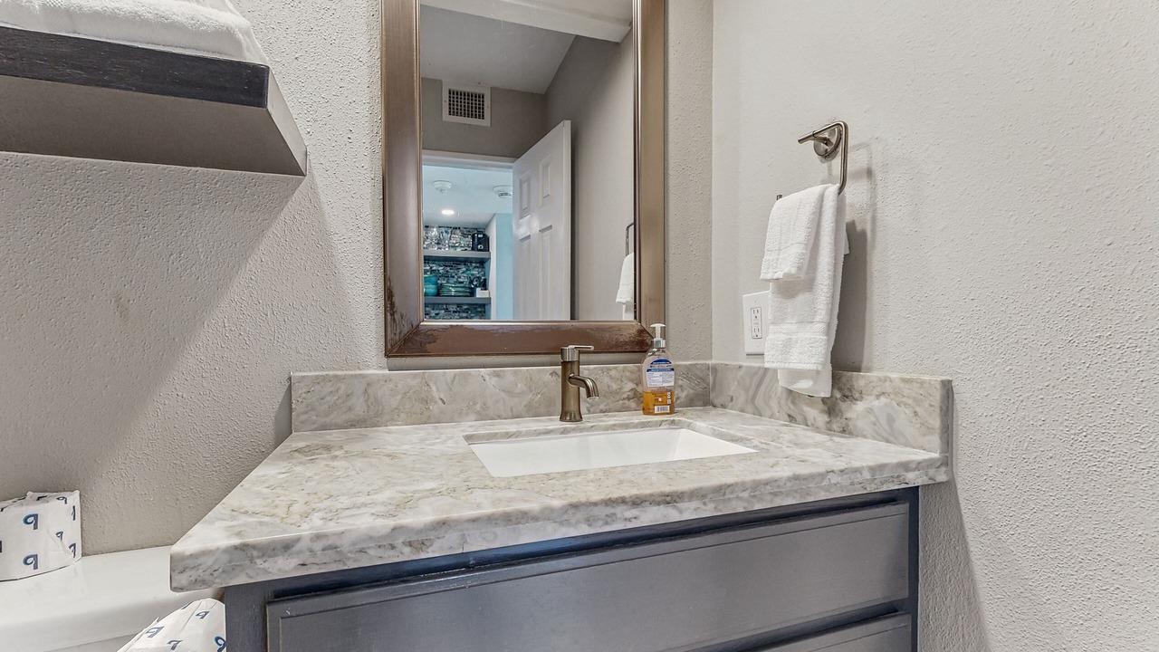 Photo of Bathroom in Galveston