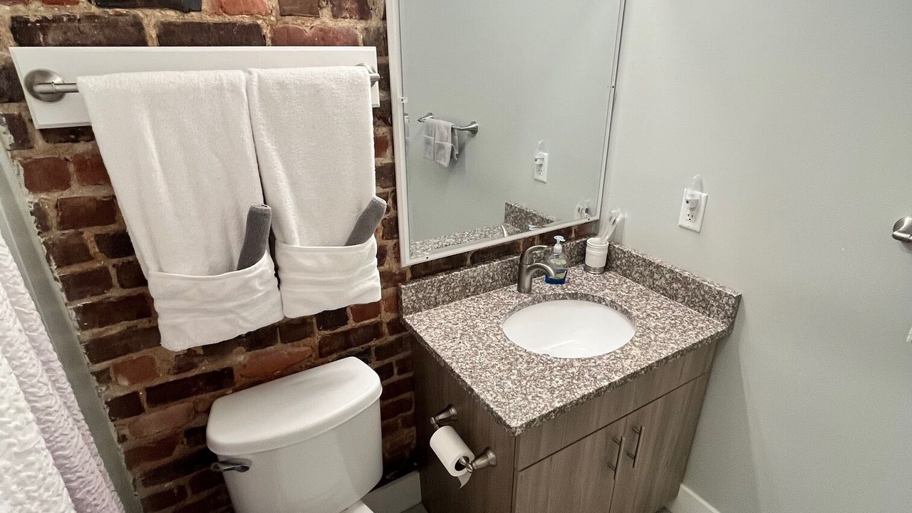 Photo of Bathroom in Jackson Ward
