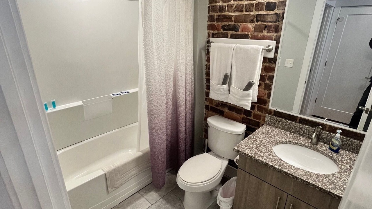 Photo of Bathroom in Jackson Ward