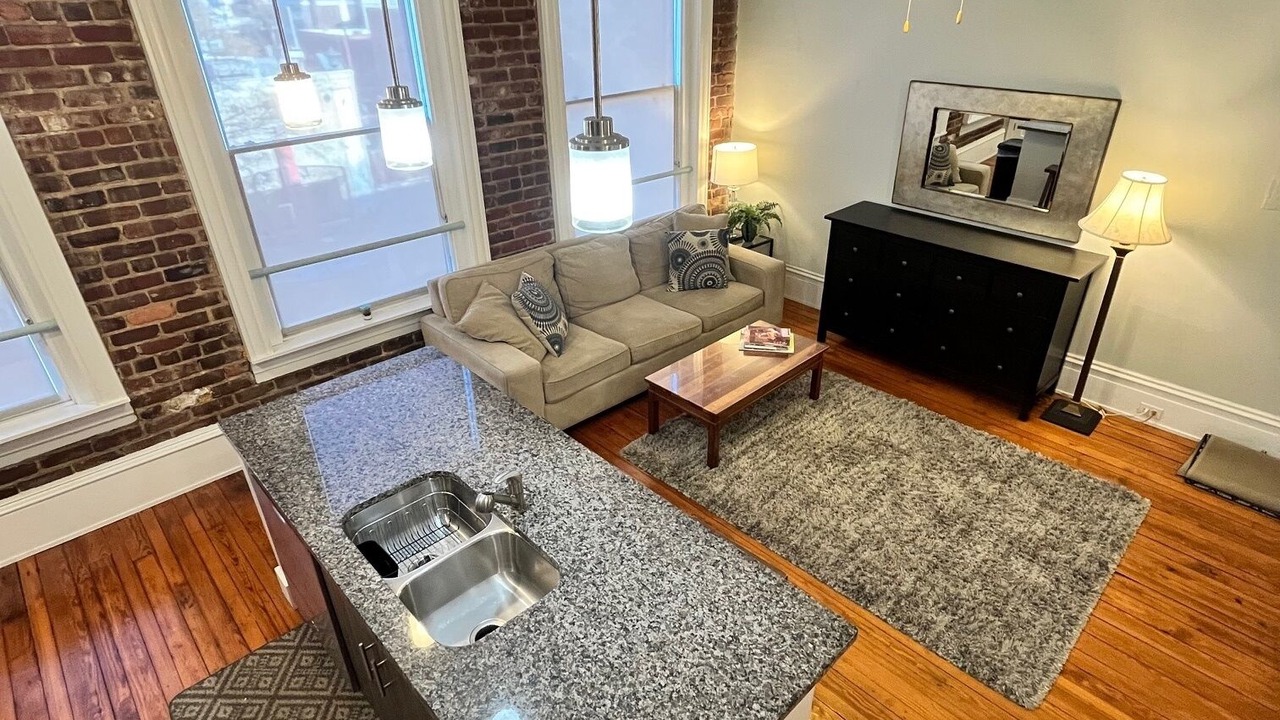 Photo of Livingroom in Jackson Ward