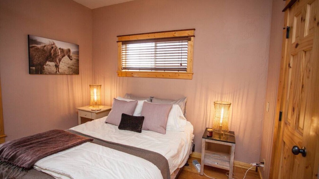 Photo of Bedroom in Livingston