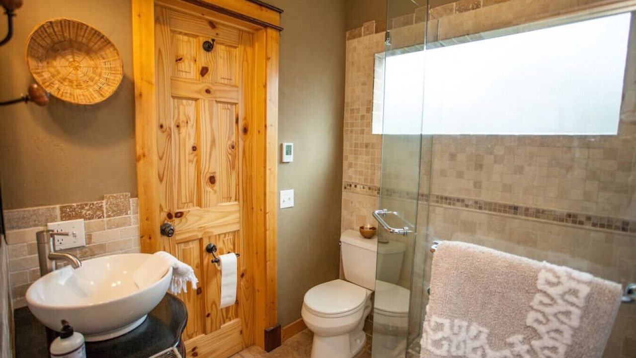 Photo of Bathroom in Livingston