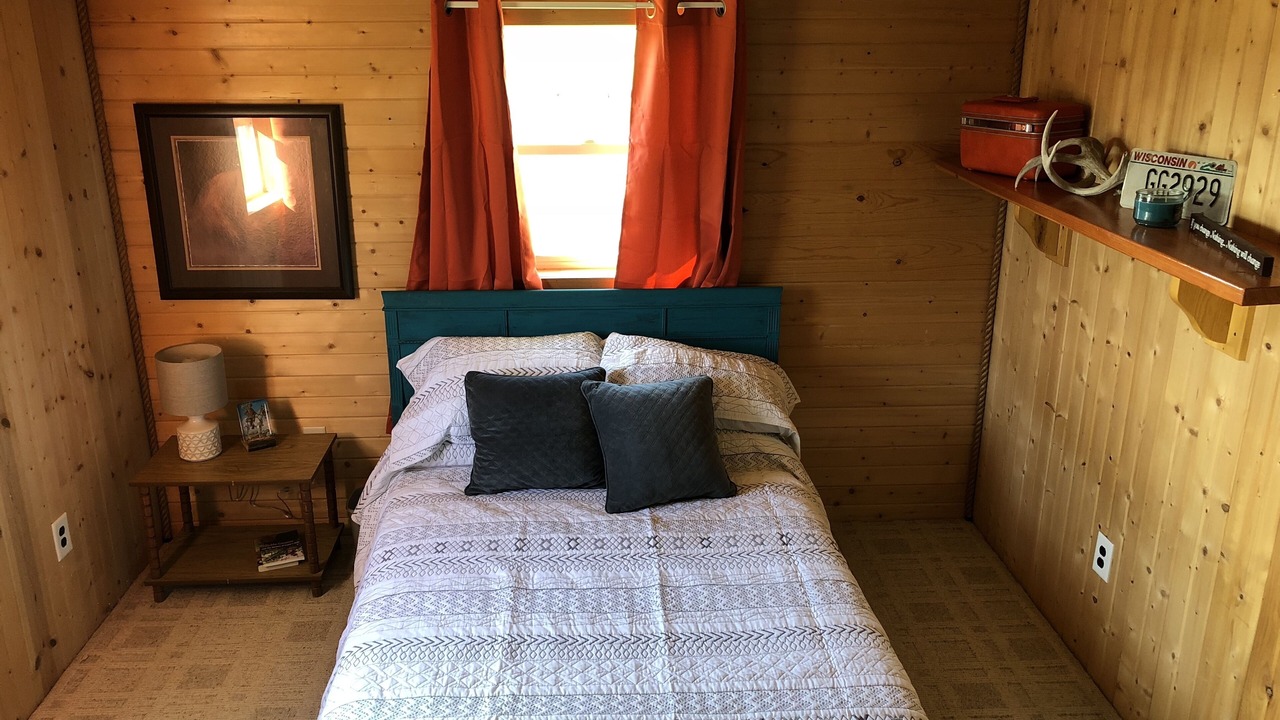 Photo of Bedroom in Sundance