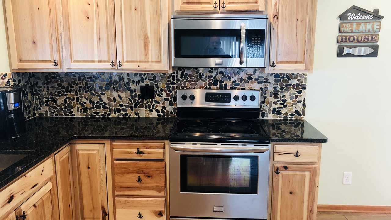 Photo of Kitchen in Deerfield
