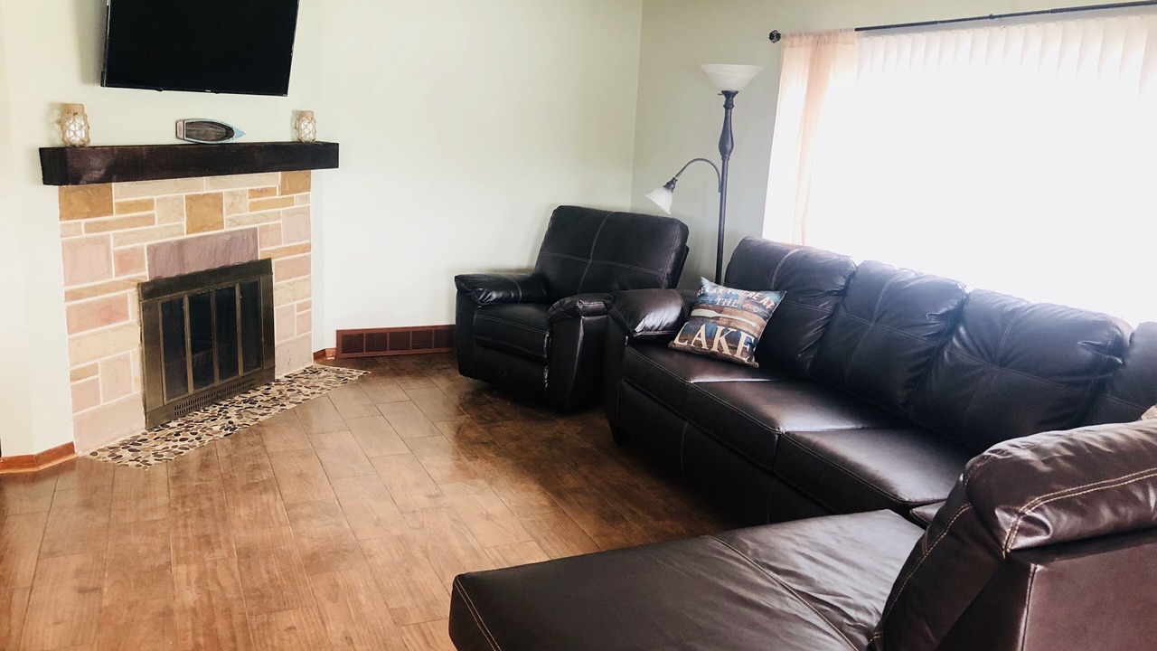 Photo of Livingroom in Deerfield